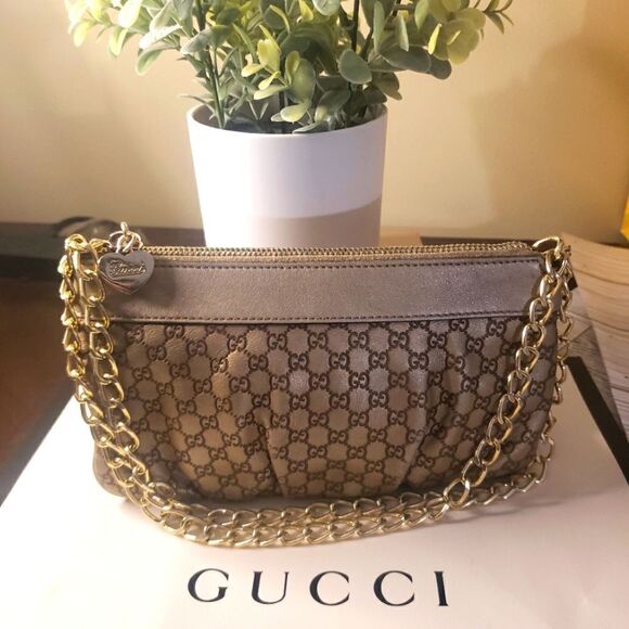 Gucci Vintage GG Monogram Gold Leather Mini Shoulder Bag - Picture 6 of 17